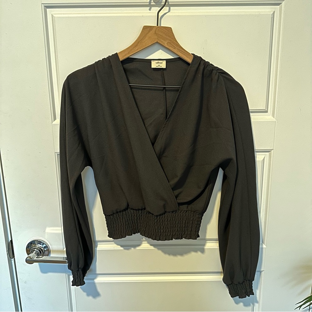 Aritzia wilfred | Long Sleeves Cropped Blouse - Black